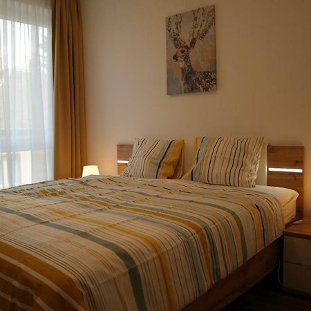 Holiday Apartman With Free Parking Győr Zewnętrze zdjęcie