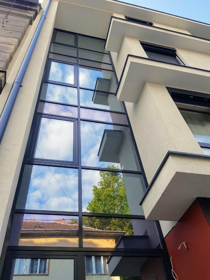 Holiday Apartman With Free Parking Győr Zewnętrze zdjęcie